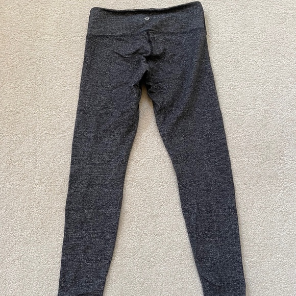 Lululemon Wunder Under Crop Herringbone Black/Black Size 4 - Picture 4 of 6